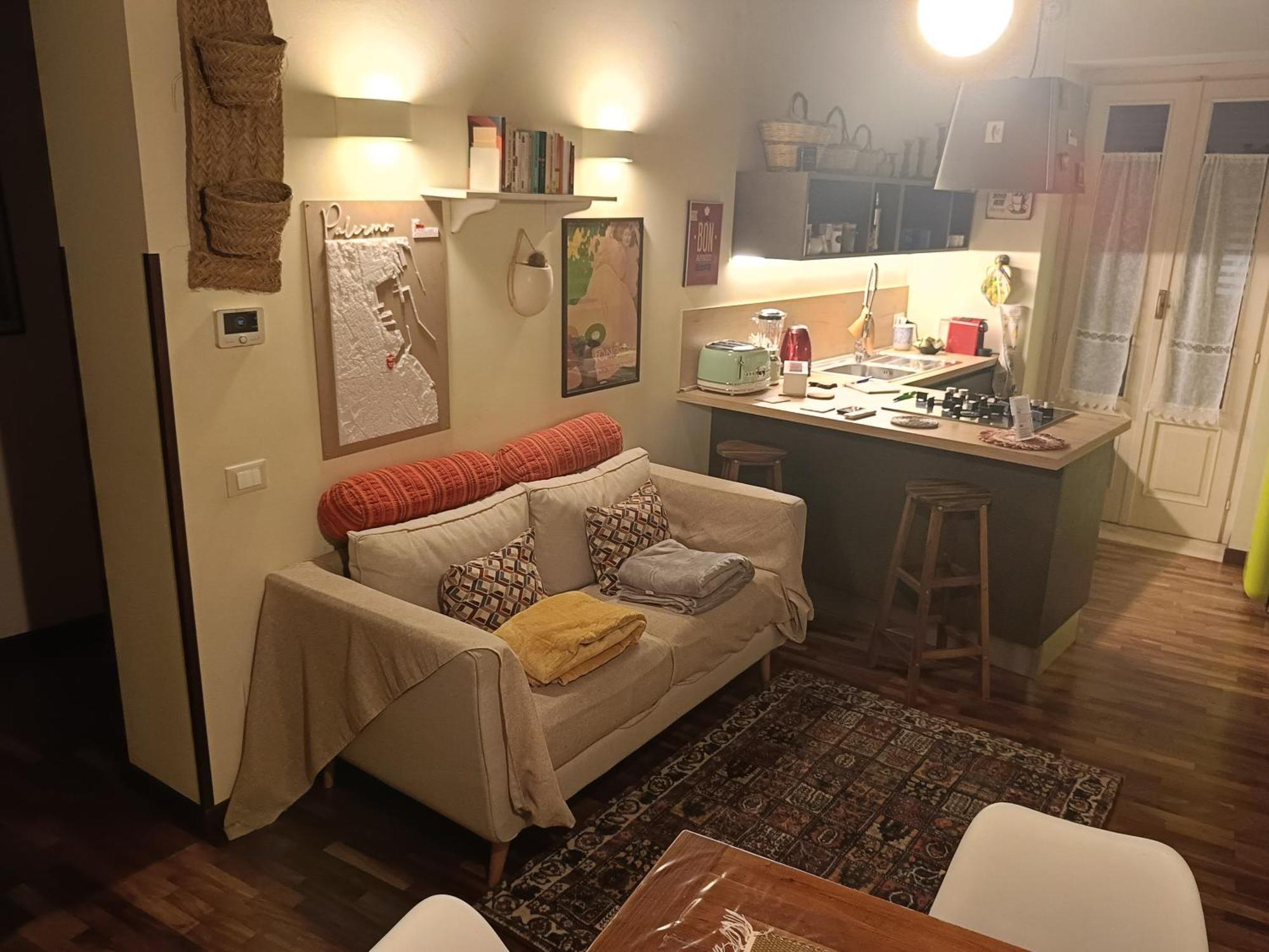 We # Are Ai Cassarelli Apartment ปาแลร์โม ภายนอก รูปภาพ
